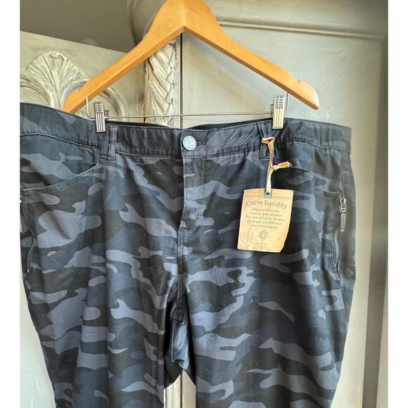 Democracy Ankle Jeans Sz 24w NWT Women Ab Technology Freedom Blue Camo Pants - Picture 4 of 12